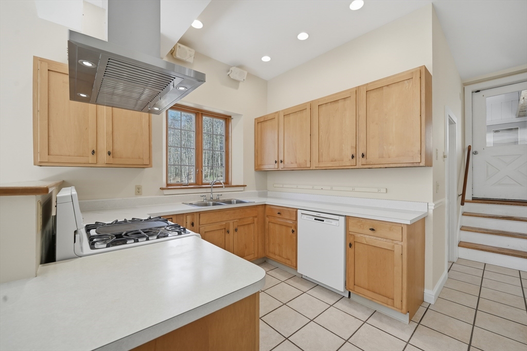 41 Bear Mountain Road Wendell, MA 01379 - Photo 14 of 42