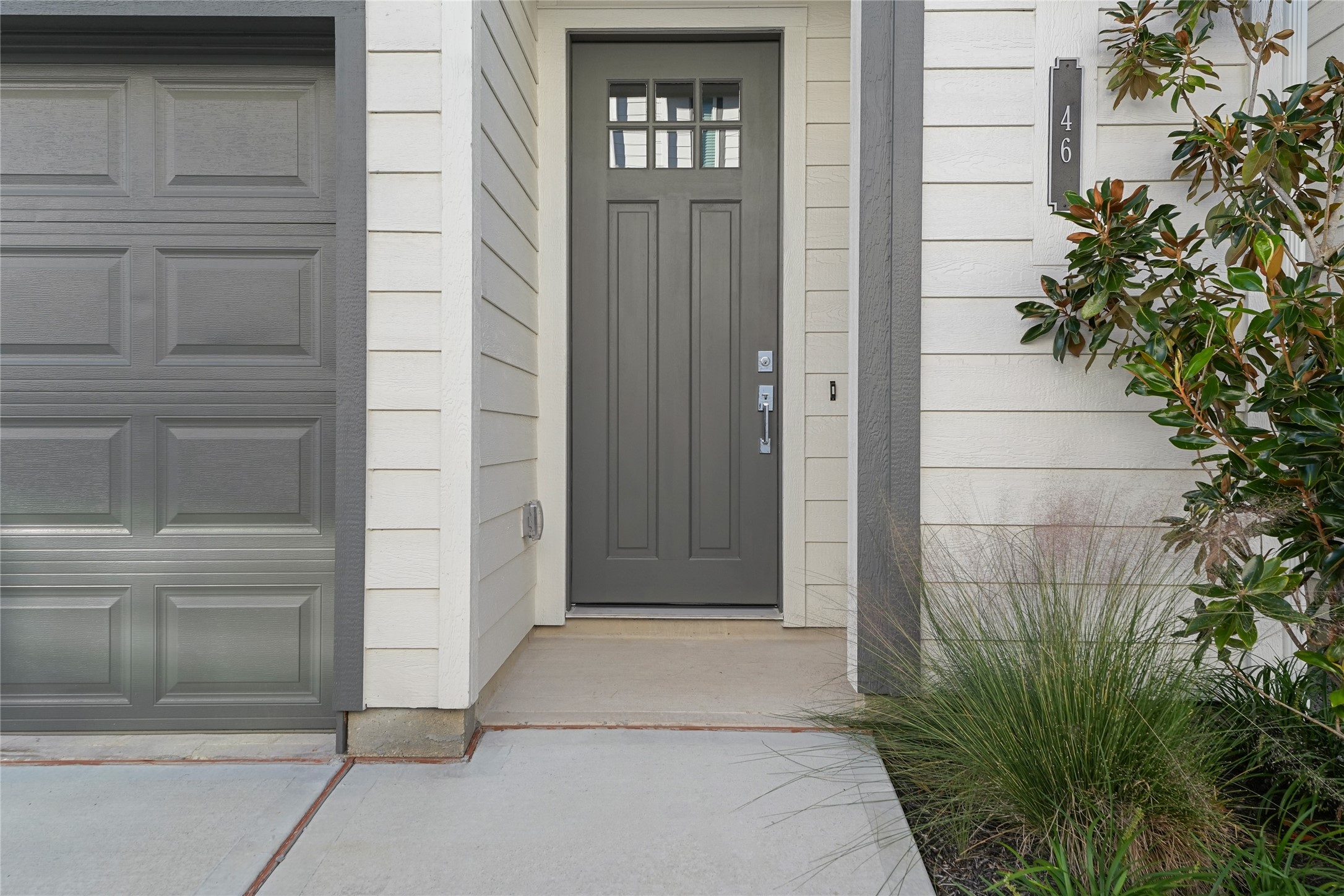 58 Dipping Lane Houston, TX 77076 - Photo 2 of 16 Entry