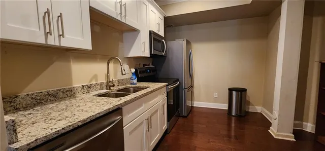 $1,600 | 2130 Woods River Lane, Duluth, GA 30097