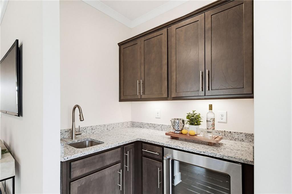 2059 Falls Park Way Decatur, GA 30033 - Photo 14 of 37