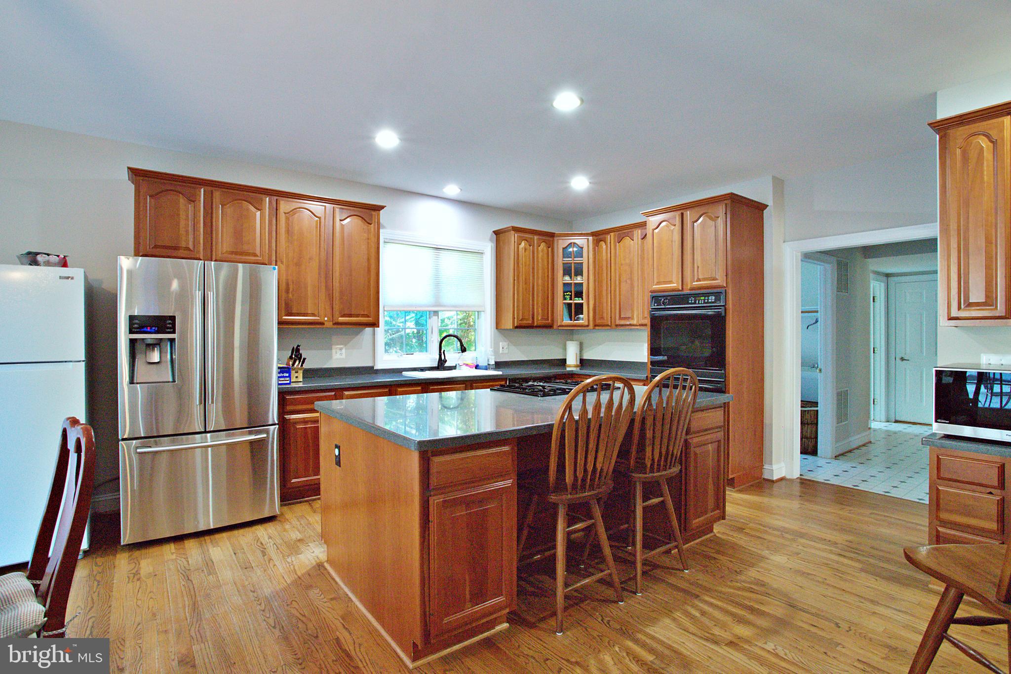 20964 Nightshade Place Ashburn, VA 20147 - Photo 9 of 41