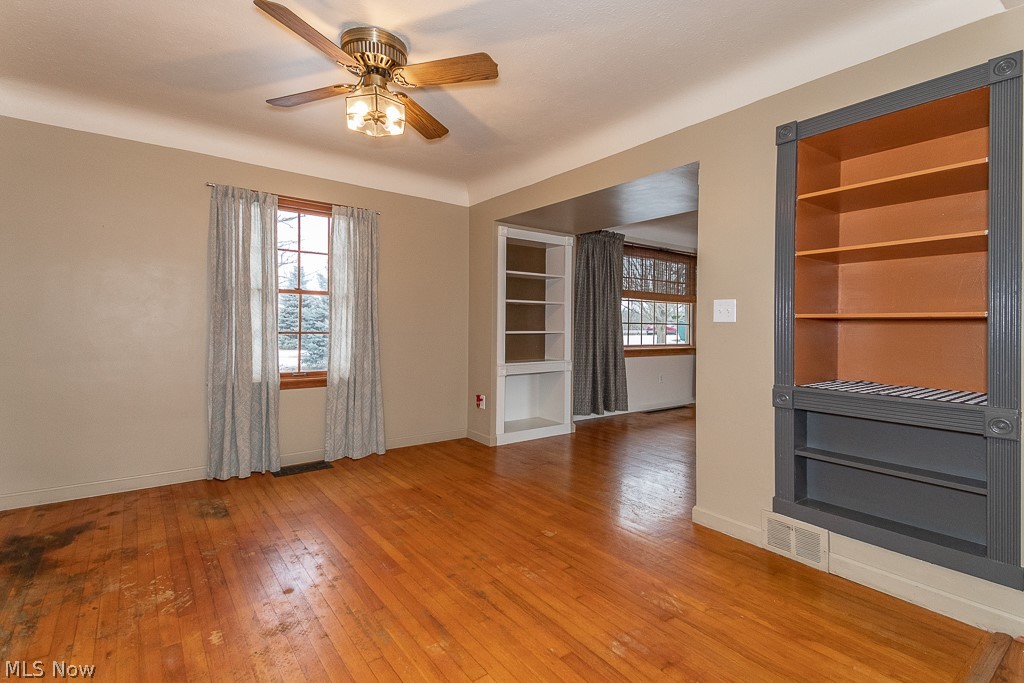 37521 Ridge Road Willoughby, OH 44094 - Photo 8 of 23 Gallery Image 8
