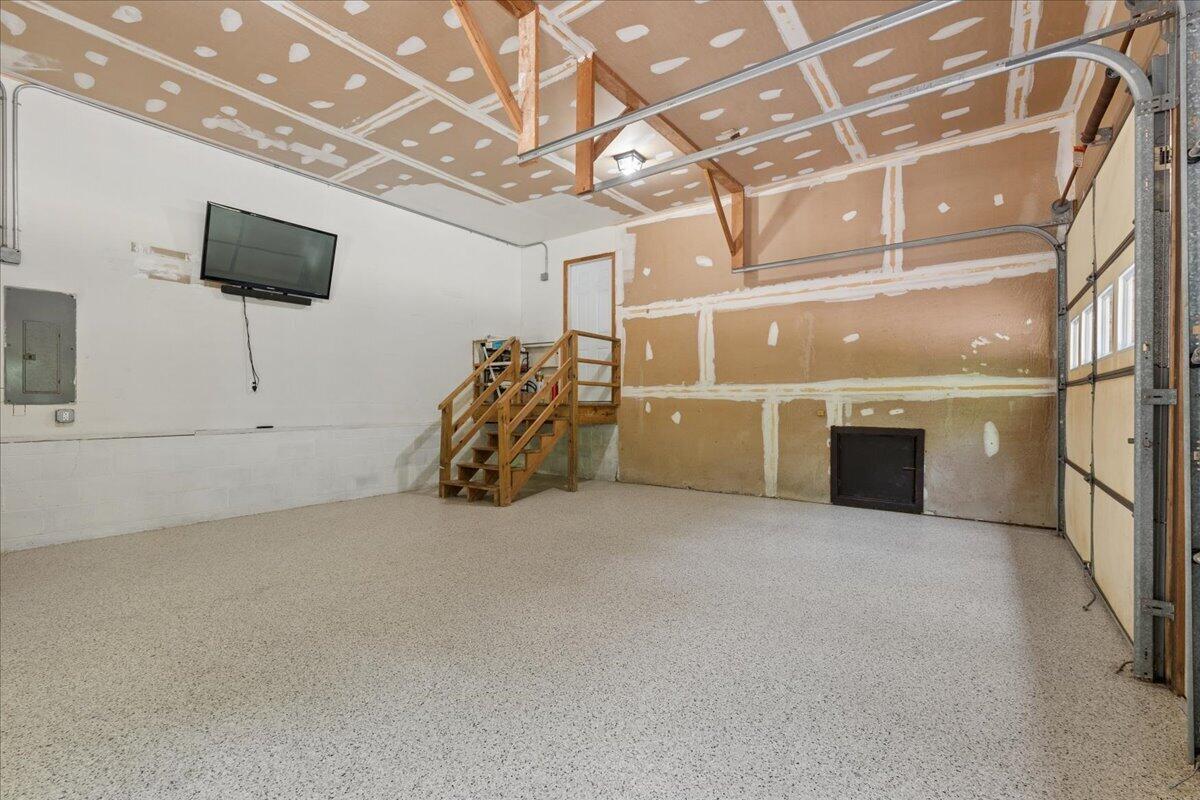 431 Langdon Road Evington, VA 24550 - Photo 23 of 54 a view of a livingroom with an empty space