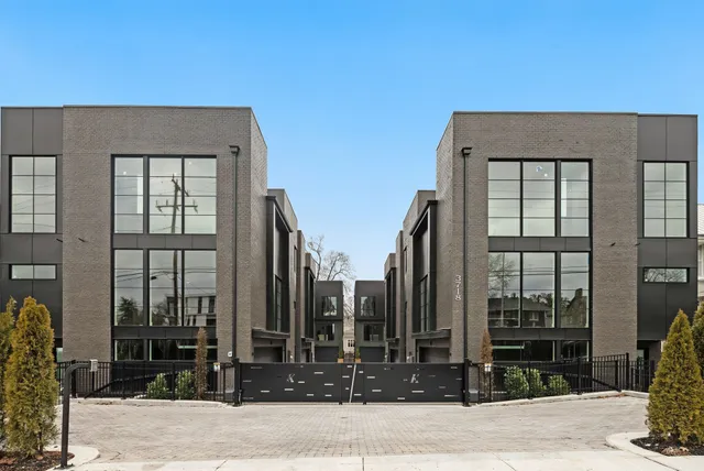 $12,000 | 3718 West End Avenue, Unit 5, Nashville, TN 37205