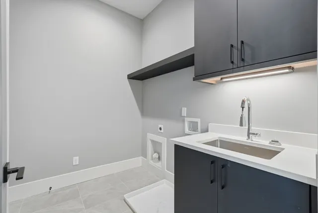 $12,000 | 3718 West End Avenue, Unit 5, Nashville, TN 37205