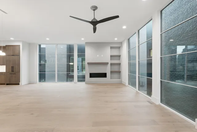 $12,000 | 3718 West End Avenue, Unit 5, Nashville, TN 37205