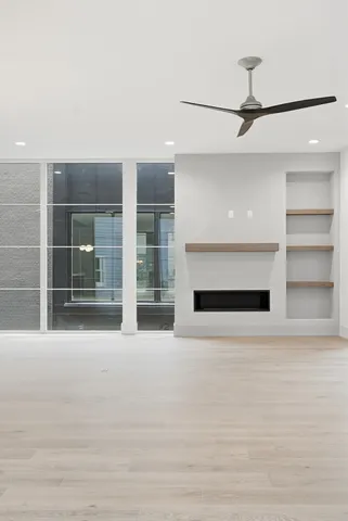 $12,000 | 3718 West End Avenue, Unit 5, Nashville, TN 37205