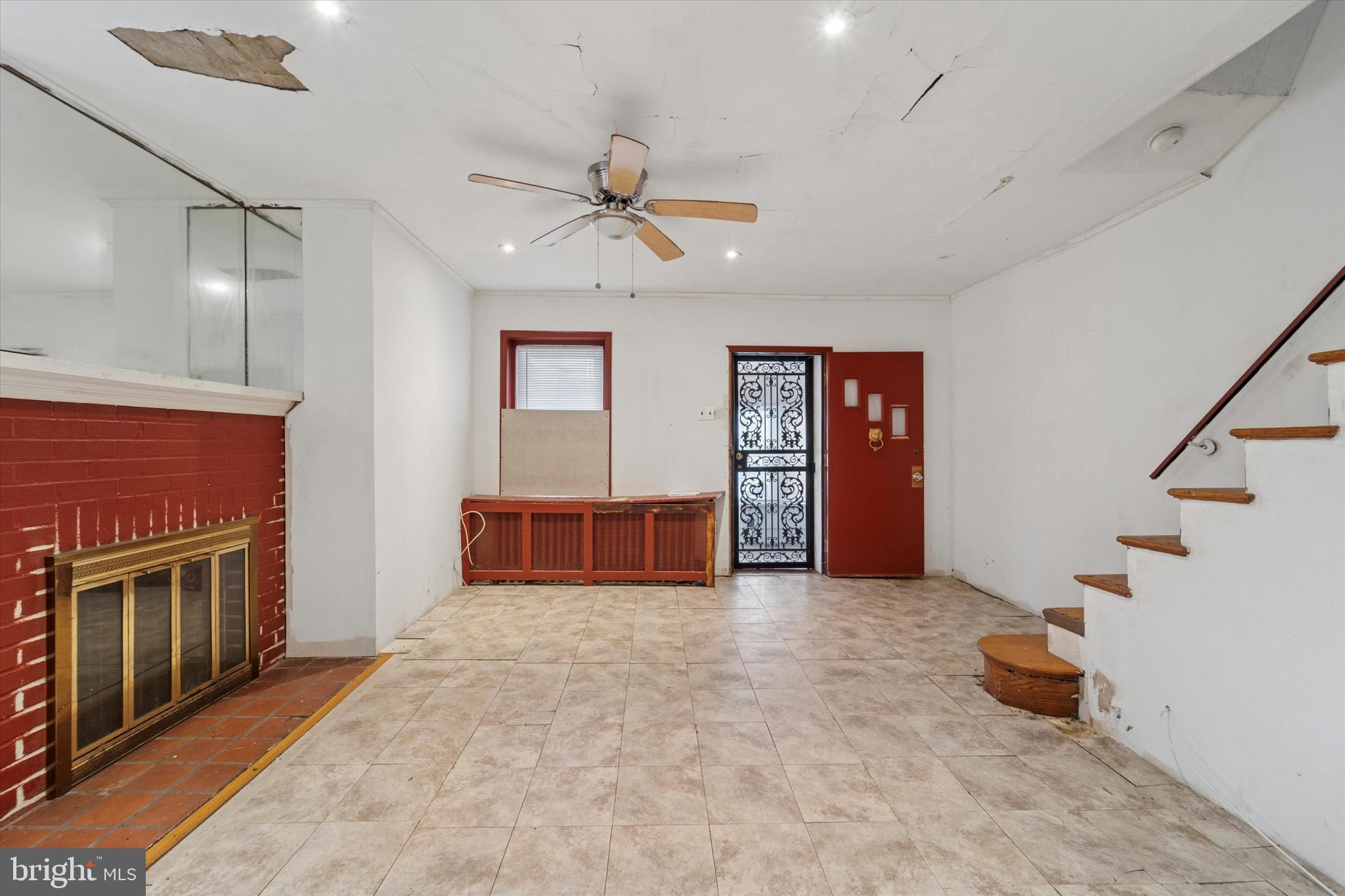 7250 Radbourne Road Upper Darby, PA 19082 - Photo 3 of 15 a living room with furniture