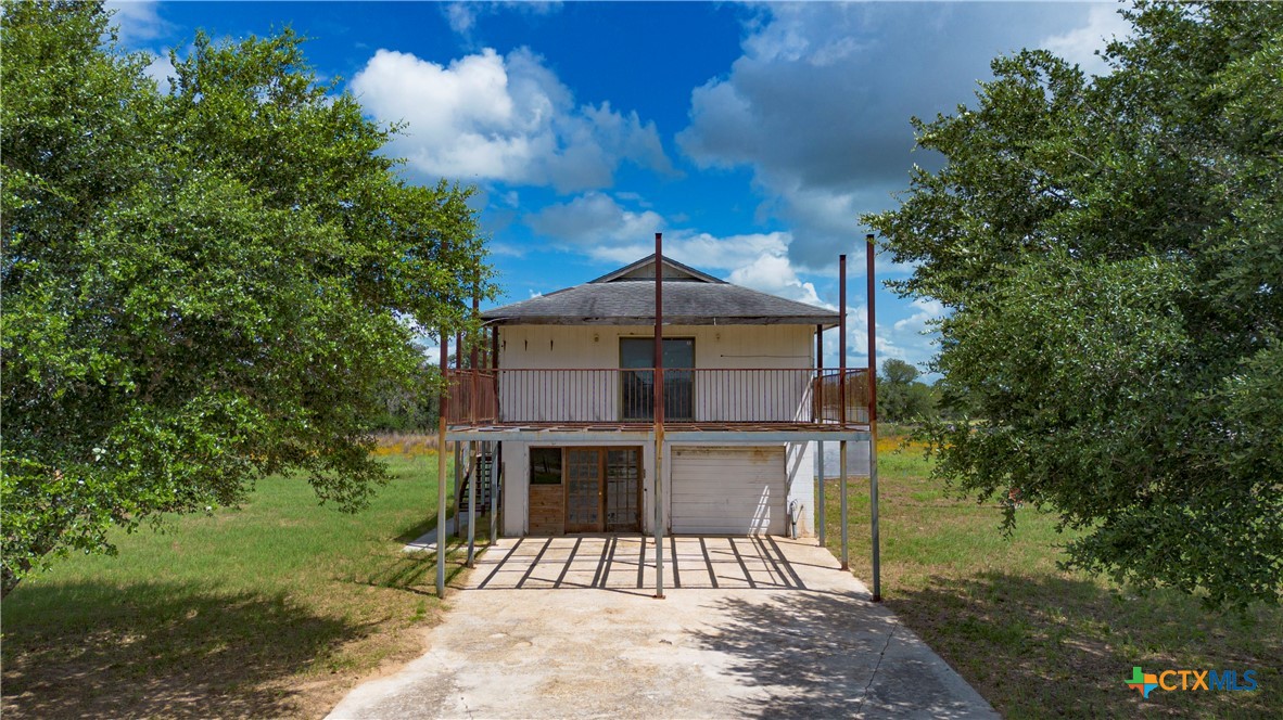 84 Longhorn Road Stockdale, TX 78160 - Photo 7 of 31