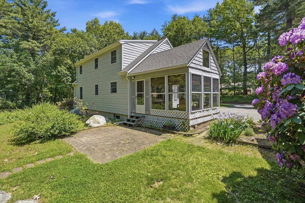 33 Cold Spring Road Westford, MA 01886 - Photo 6 of 42