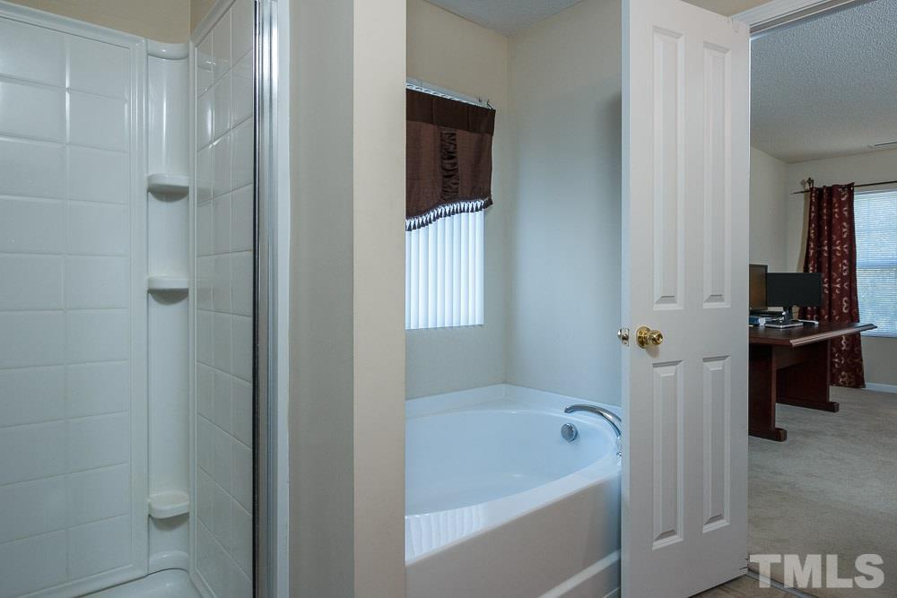 4238 Offshore Drive Raleigh, NC 27610 - Photo 22 of 25