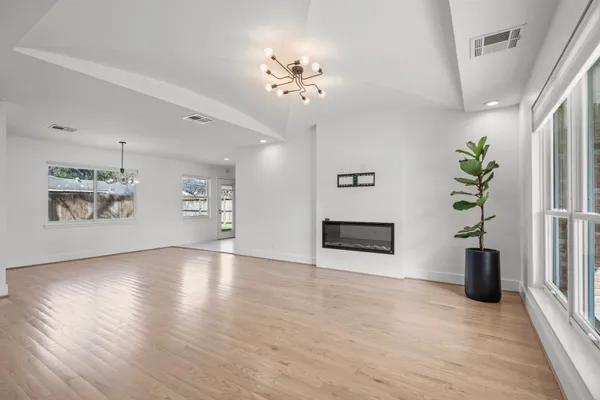 $2,300 | 2005 Sedgie Drive, Houston, TX 77080