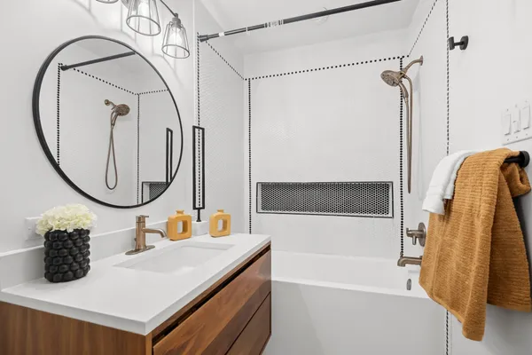 $2,300 | 2005 Sedgie Drive, Houston, TX 77080