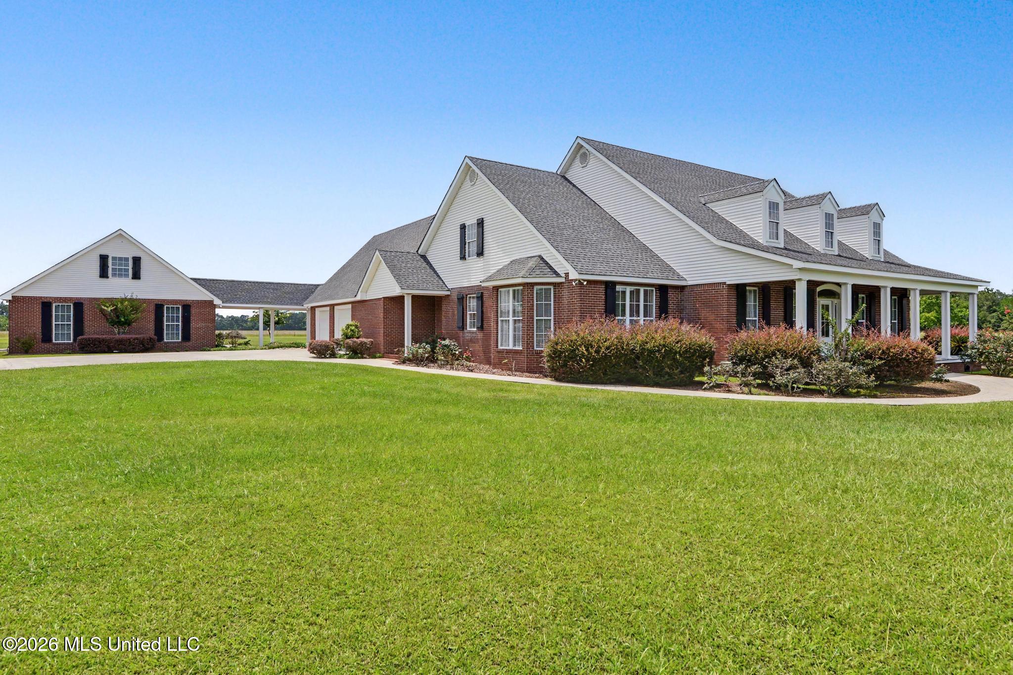 5140 Lower Bay Road Bay St. Louis, MS 39520 - Photo 4 of 57 003