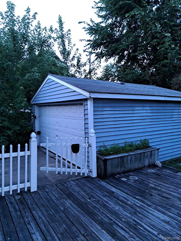 18634 Inkster Road Redford, MI 48240 - Photo 2 of 30