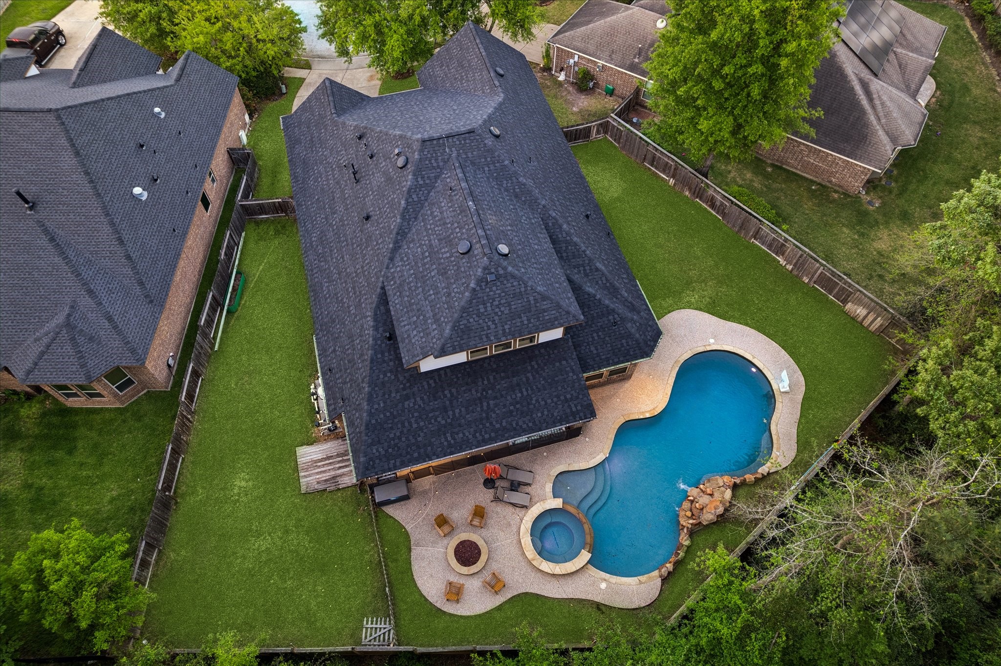Aerial exterior view- showcasing large lot and pool w/ no backneighbors