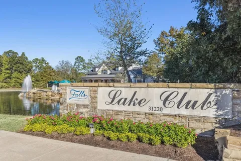 $559,000 | 31618 Ember Trail Lane, Spring, TX 77386