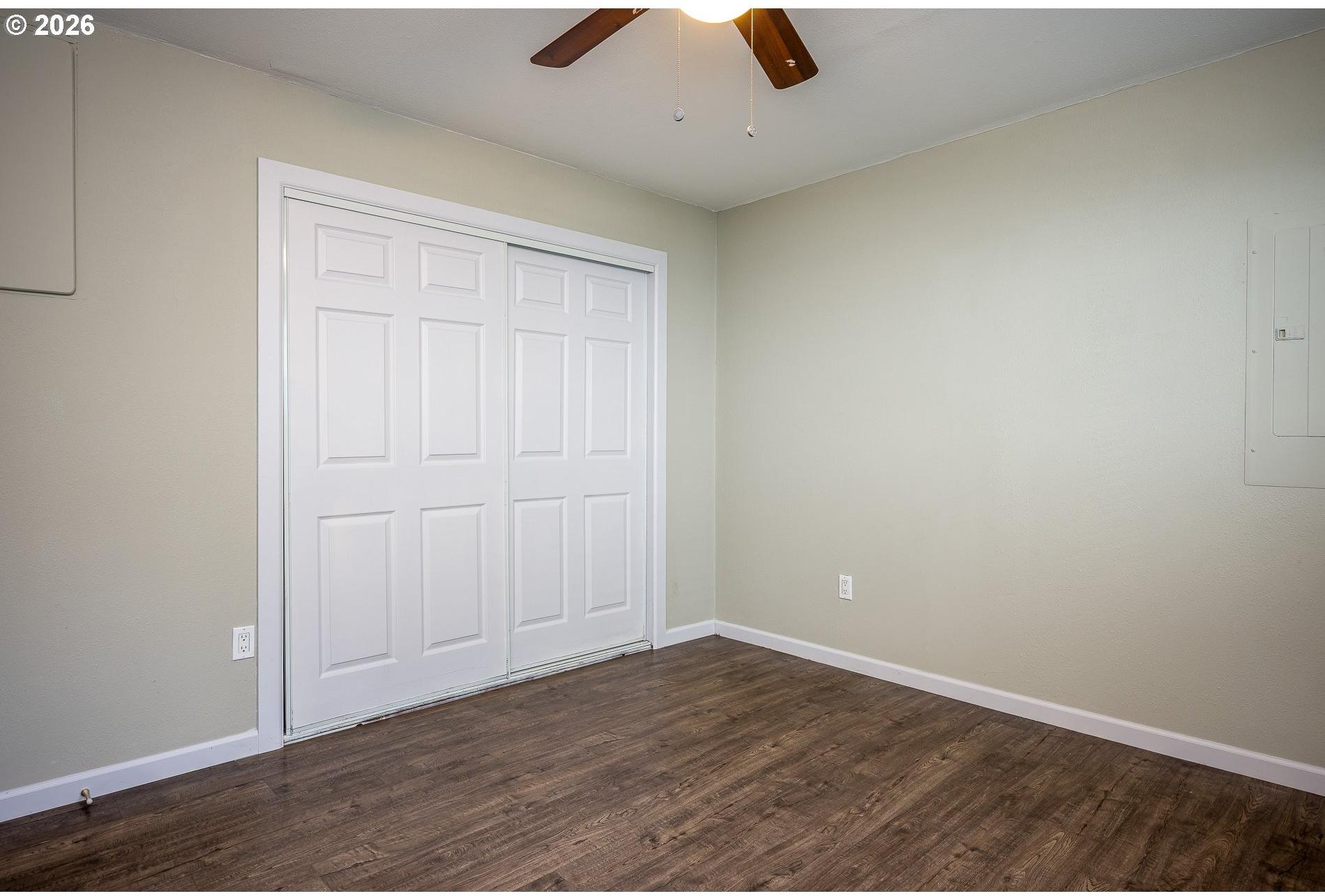 12344 Southeast Bush Street Portland, OR 97236 - Photo 14 of 28 Unit #3