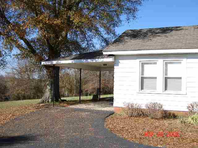 504 Lindley Road Piedmont, SC 29673 - Photo 6 of 9 Gallery Image 6