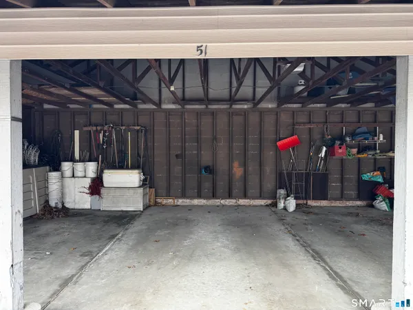 $270,000 | 803 Timber Lane, Unit 803, Canton, CT 06019