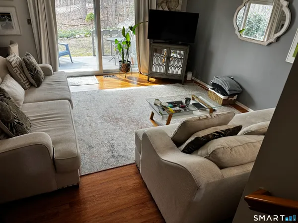 $270,000 | 803 Timber Lane, Unit 803, Canton, CT 06019