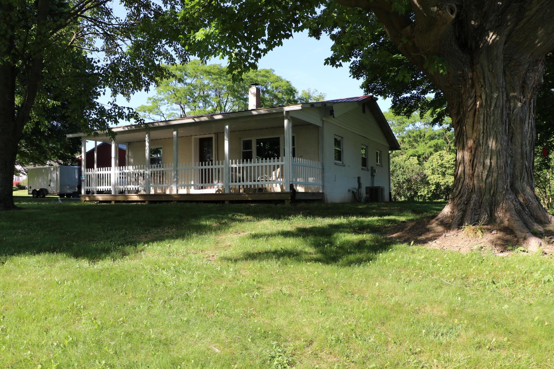 17818 Old Mansfield Road Fredericktown, OH 43019 - Photo 2 of 19 OMR i