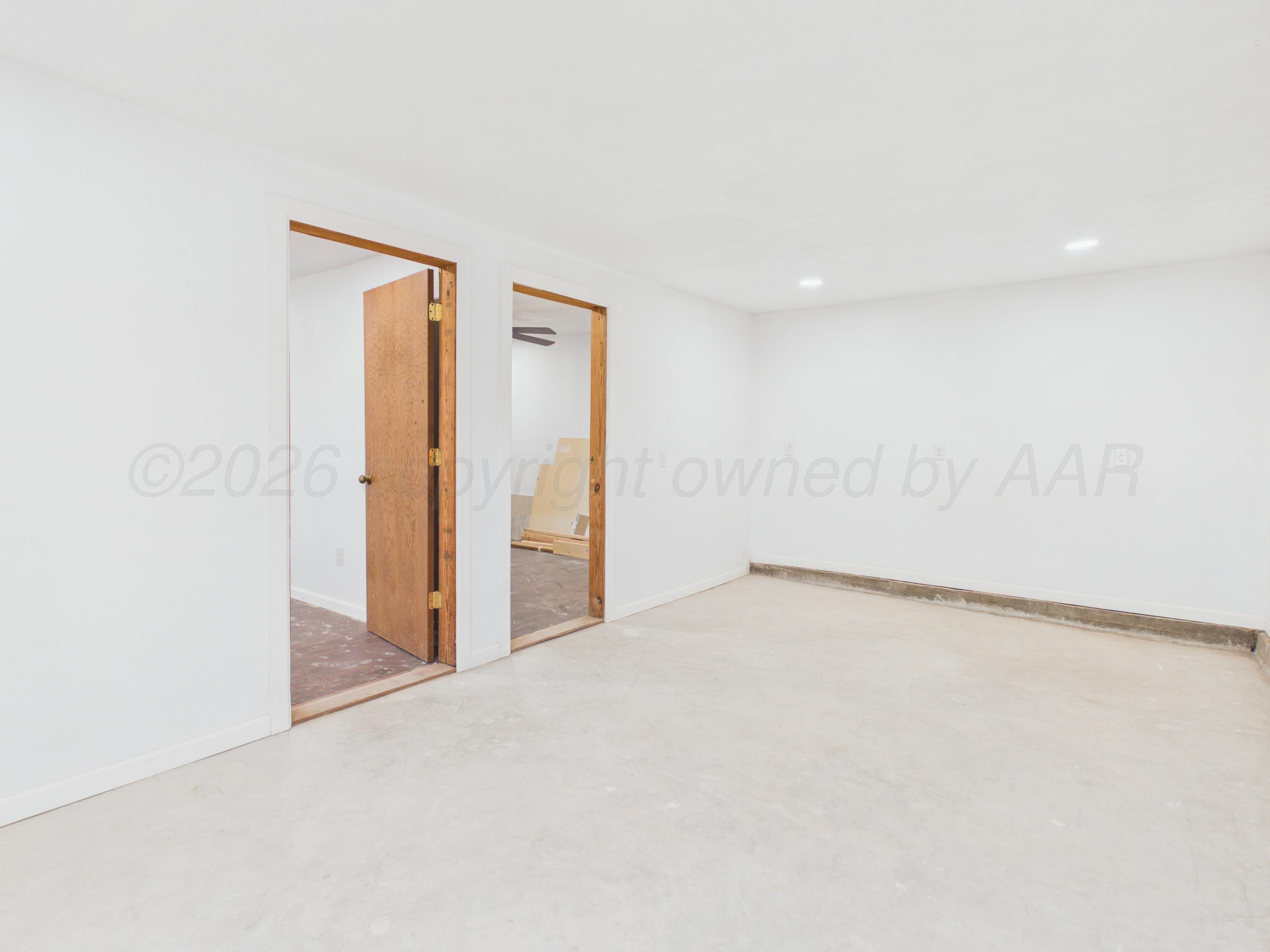 310 North Virginia Street Amarillo, TX 79106 - Photo 30 of 33 a view of an empty room