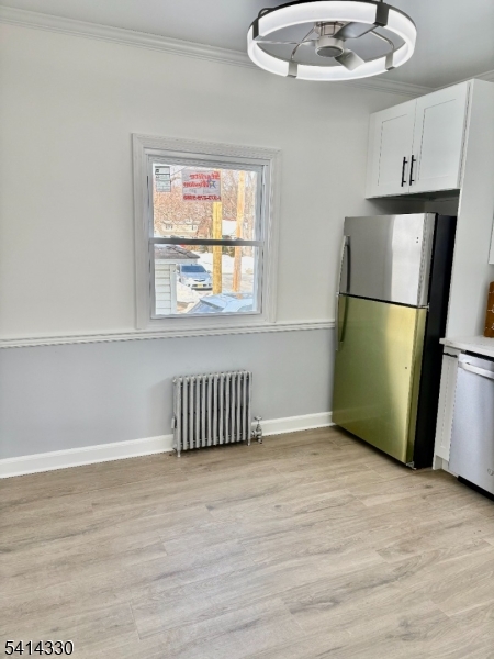 458 Totowa Road, Unit 3 Totowa, NJ 07512 - Photo 3 of 20 a view of an empty room with a window