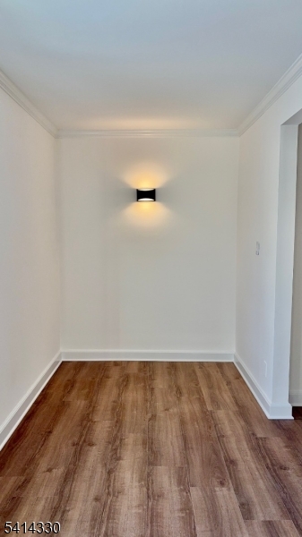 458 Totowa Road, Unit 3 Totowa, NJ 07512 - Photo 8 of 20 a view of wooden floor in a room