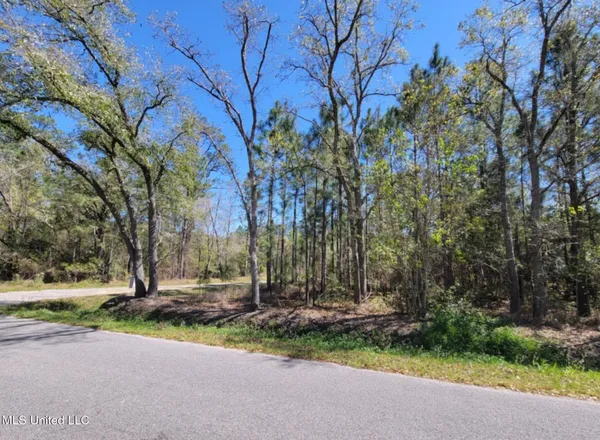 $12,000 | Lot 13 Red Street, Waveland, MS 39520