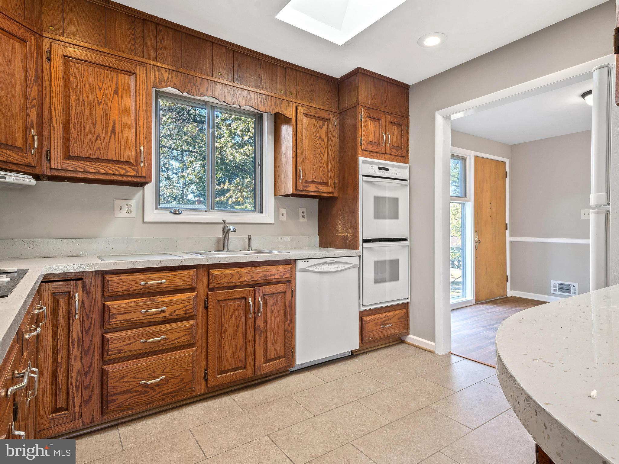 12423 Littleton Street Silver Spring, MD 20906 - Photo 9 of 28 Kitchen