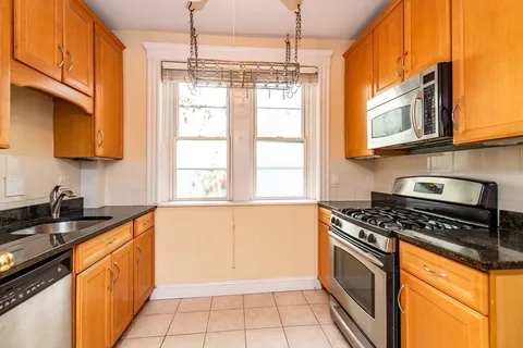 $510,000 | 50 Jamaicaway, Unit 1, Boston, MA 02130