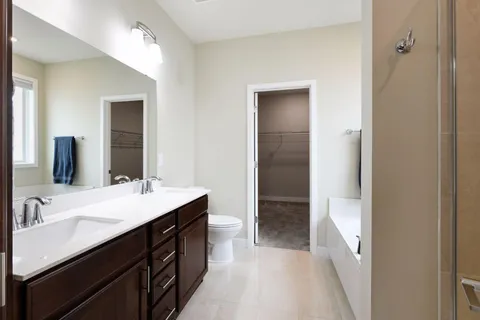 $595,000 | 5743 Meridian Way Northeast, Prior Lake, MN 55372