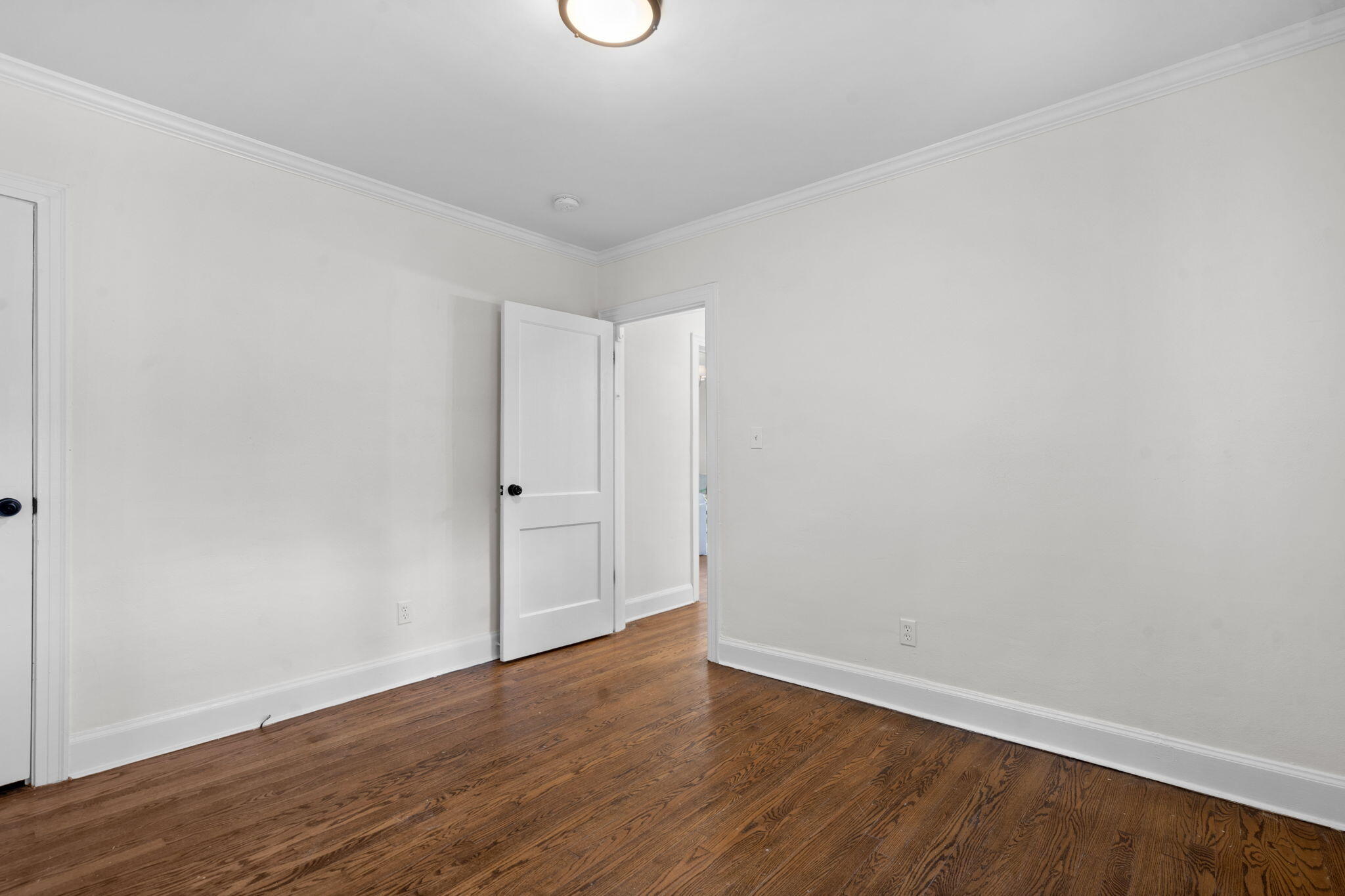 708 South Moore Road Chattanooga, TN 37412 - Photo 18 of 31 Bedroom 1