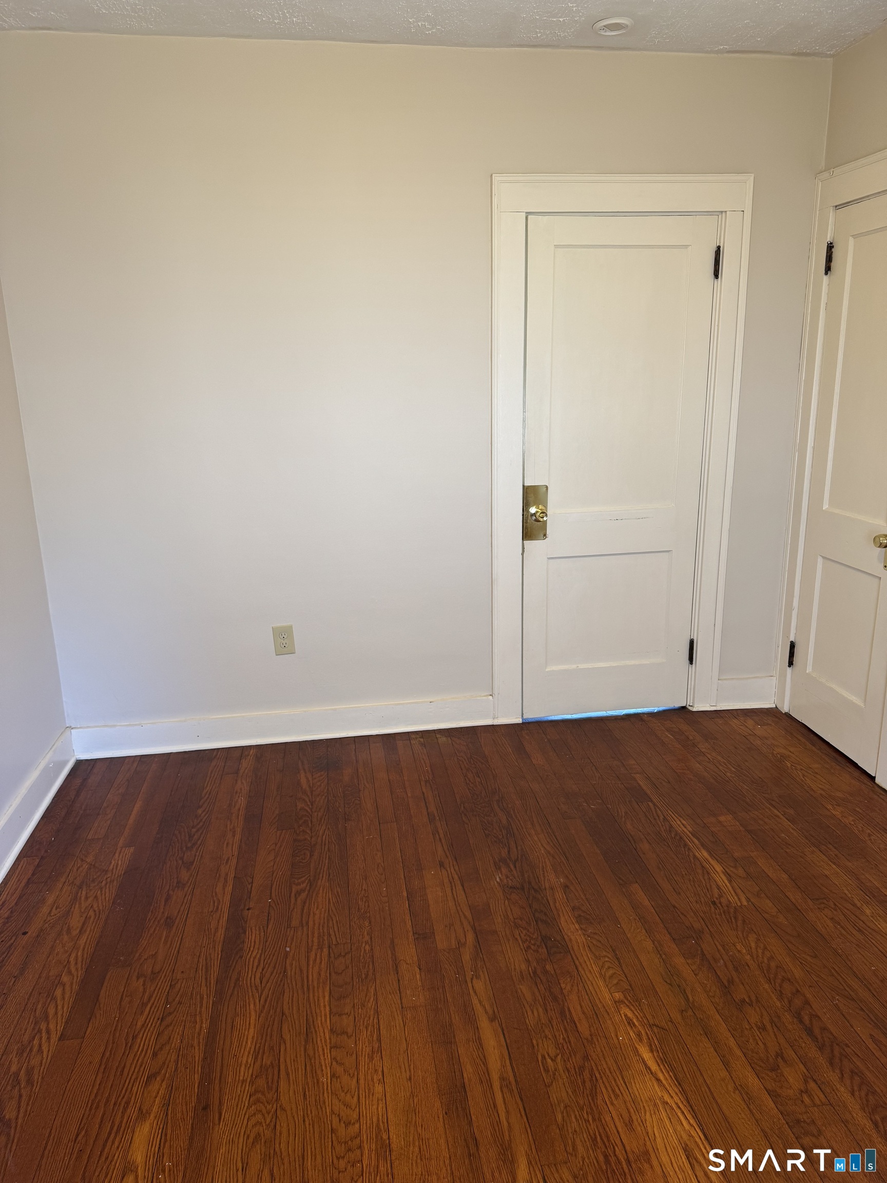 46 Denison Avenue New London, CT 06320 - Photo 12 of 19