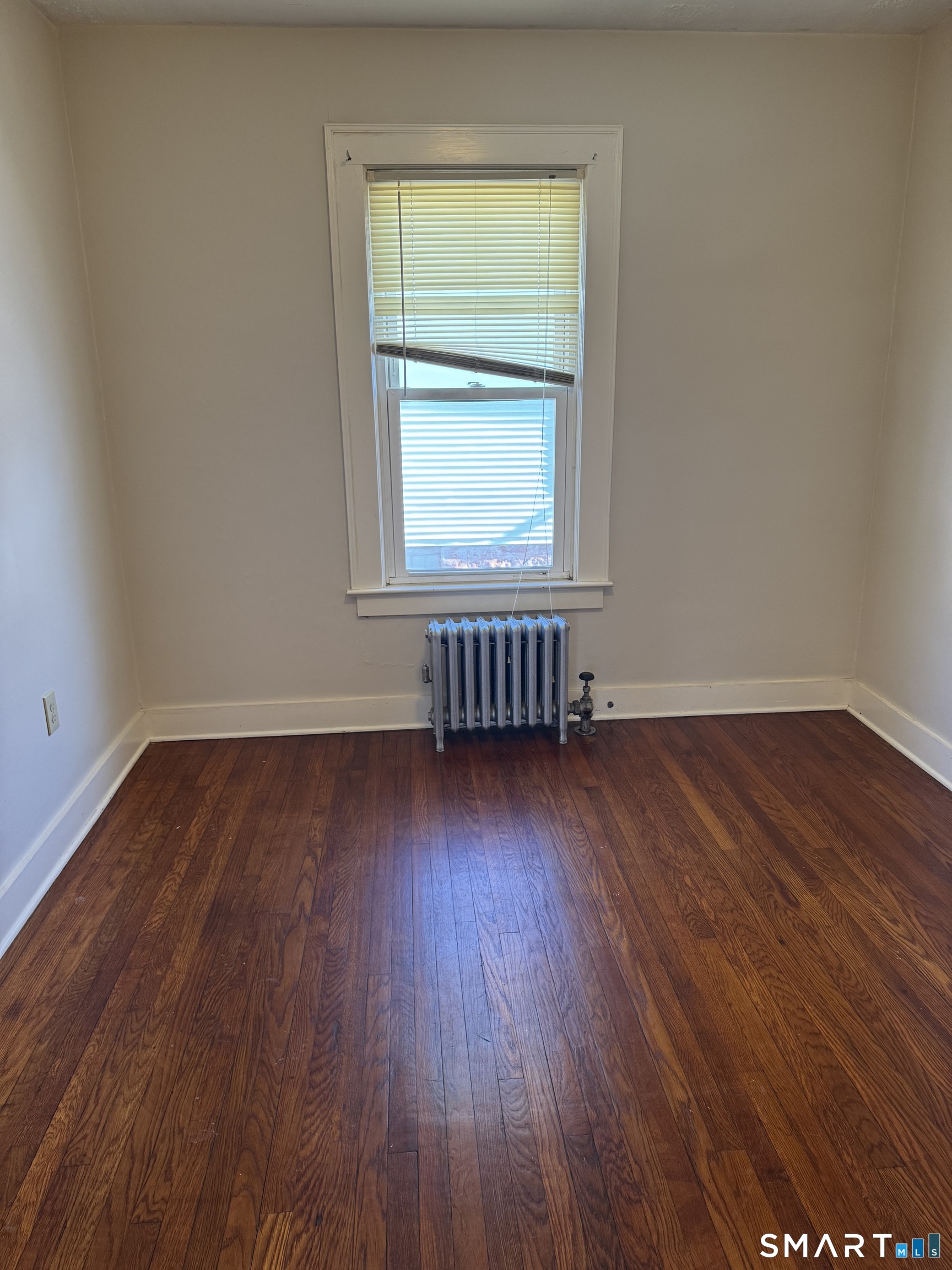 46 Denison Avenue New London, CT 06320 - Photo 13 of 19