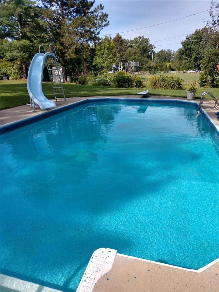 1465 West Thompson Road Fenton, MI 48430 - Photo 19 of 19 Pool