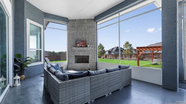 a view of a house with a big yard