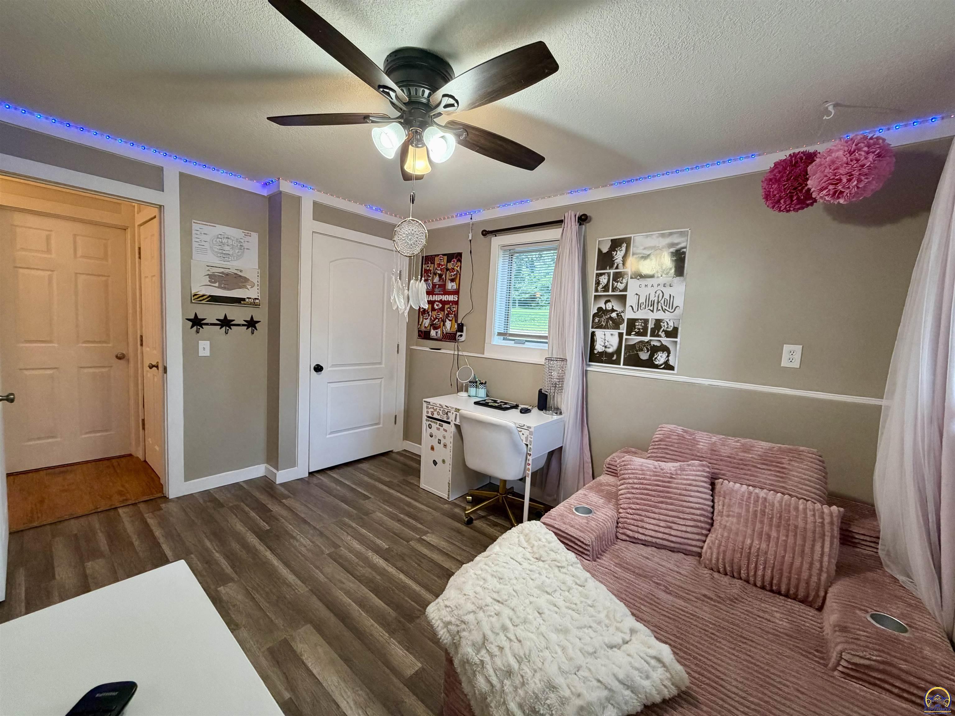 7030 Northwest Valencia Road Silver Lake, KS 66539 - Photo 18 of 34