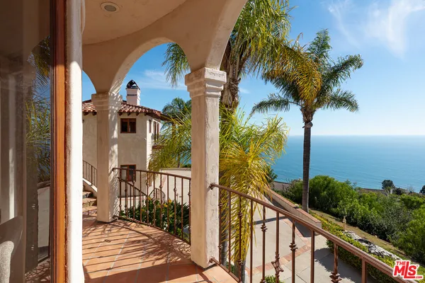 $5,000,000 | 4240 Avenida De La Encinal, Malibu, CA 90265