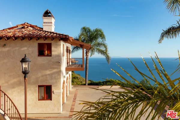 $5,000,000 | 4240 Avenida De La Encinal, Malibu, CA 90265