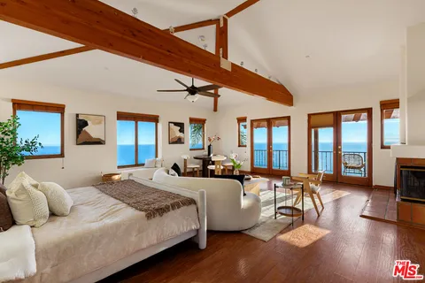 $5,000,000 | 4240 Avenida De La Encinal, Malibu, CA 90265