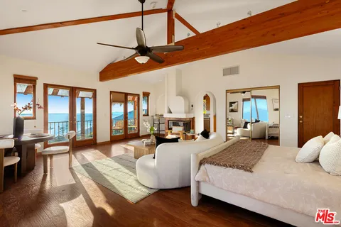 $5,000,000 | 4240 Avenida De La Encinal, Malibu, CA 90265