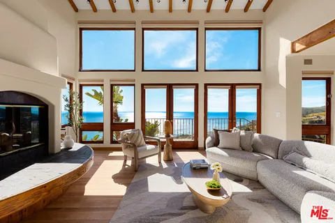 $5,000,000 | 4240 Avenida De La Encinal, Malibu, CA 90265
