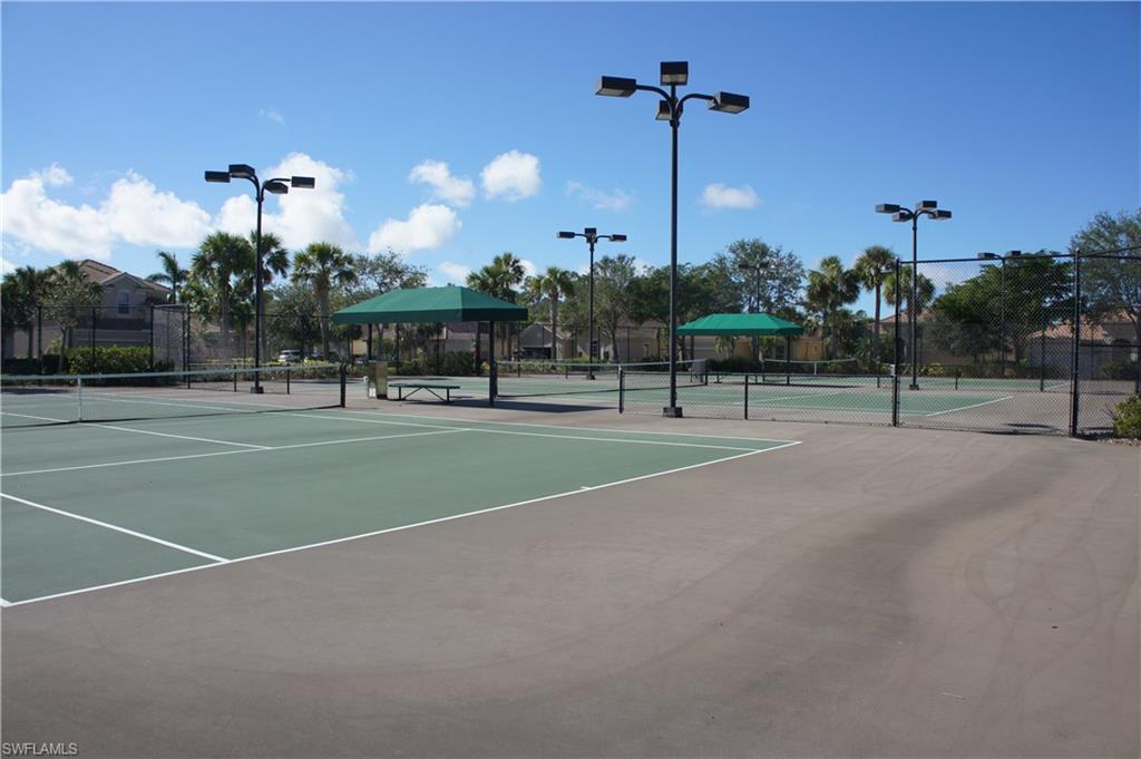 16192 Parque Lane Naples, FL 34110 - Photo 25 of 27 Community Tennis Court
