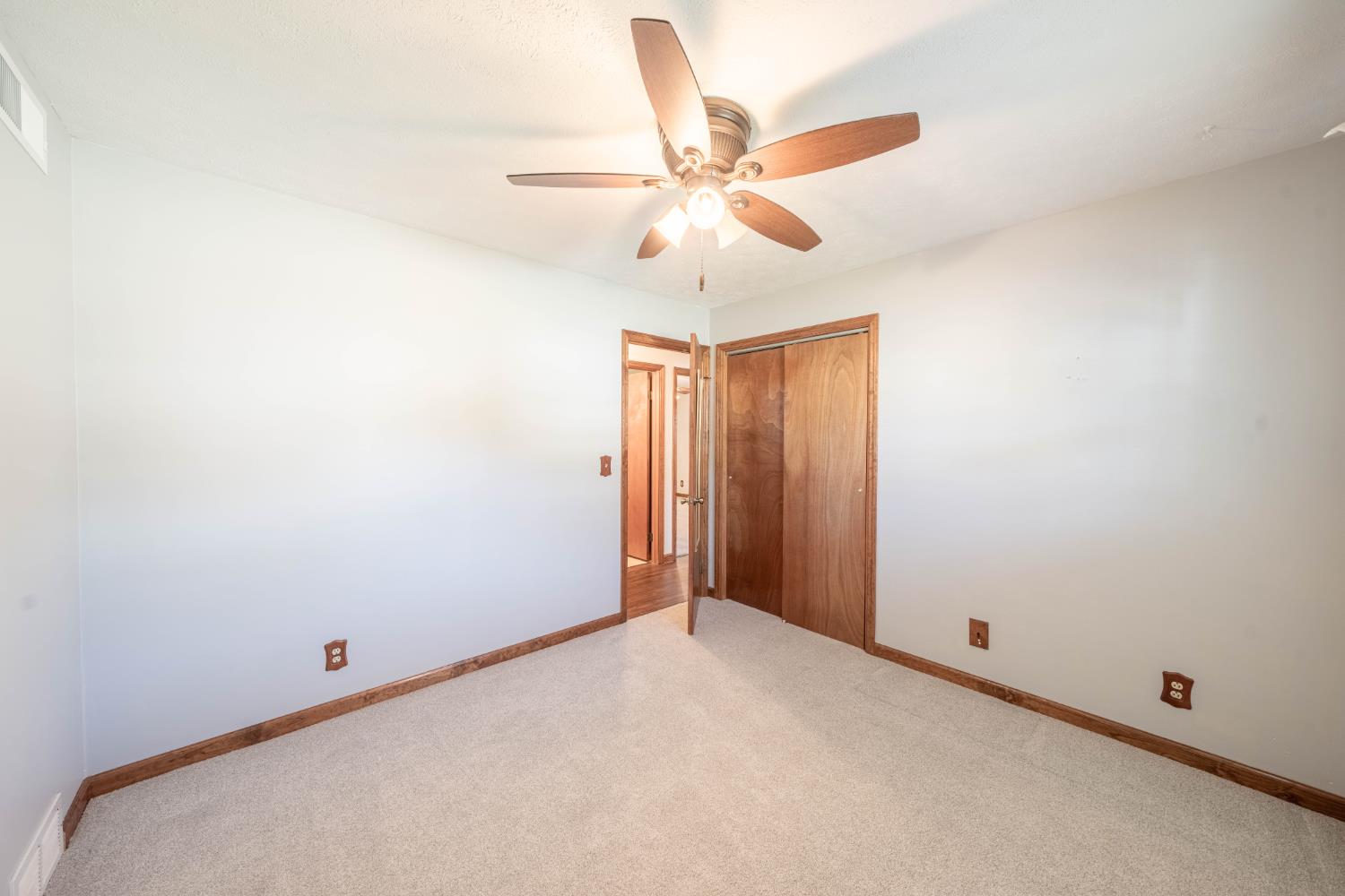 1506 Ritzmann Drive Lawrenceburg, IN 47025 - Photo 14 of 56