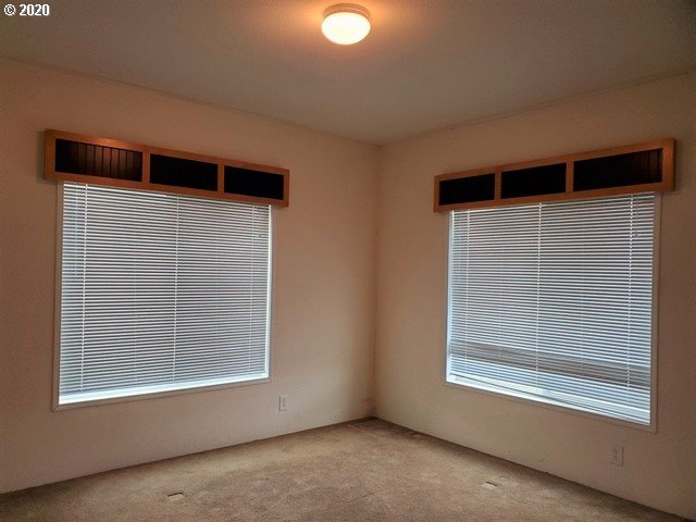 23780 South Spangler Road Oregon City, OR 97045 - Photo 22 of 29