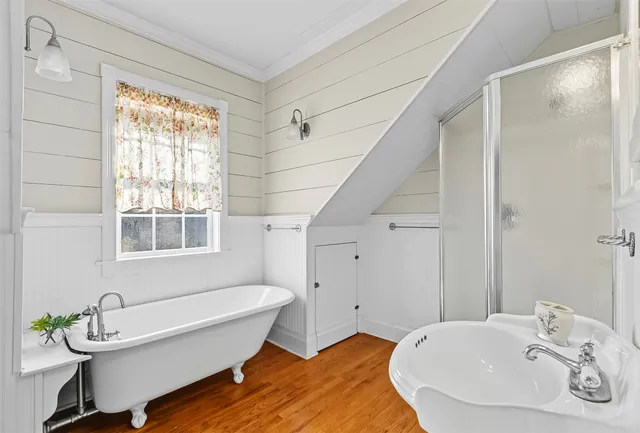 $1,425,000 | 1610 County Road 463, Coupland, TX 78615