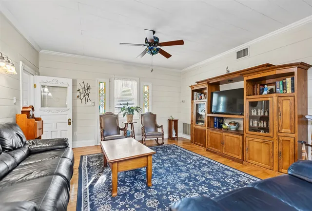 $1,425,000 | 1610 County Road 463, Coupland, TX 78615