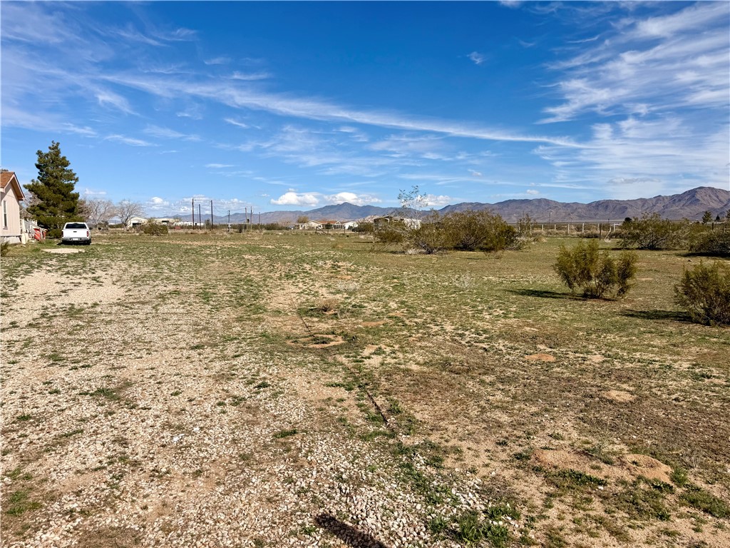5495 Destiny Way Golden Valley, AZ 86413 - Photo 30 of 48 a view of lake and mountain